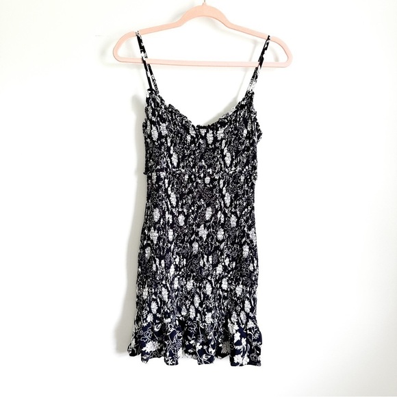 Likely Navy Blue white Floral print Zephra Shirred Floral Mini Dress sz 8 - Picture 7 of 12